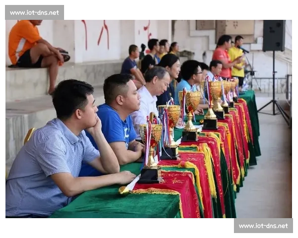 绿茵史诗背后的热血青春与世界足坛荣耀征程全纪录凝视时代风云